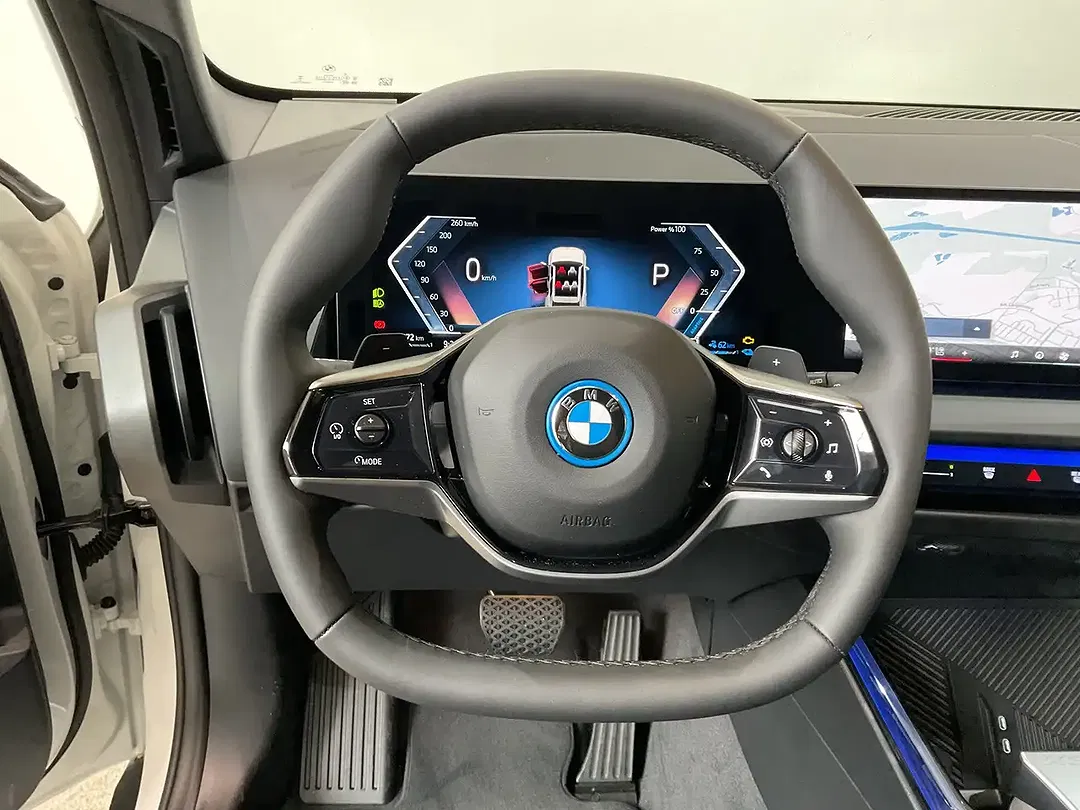 BMW X3 - Thumbnail 4