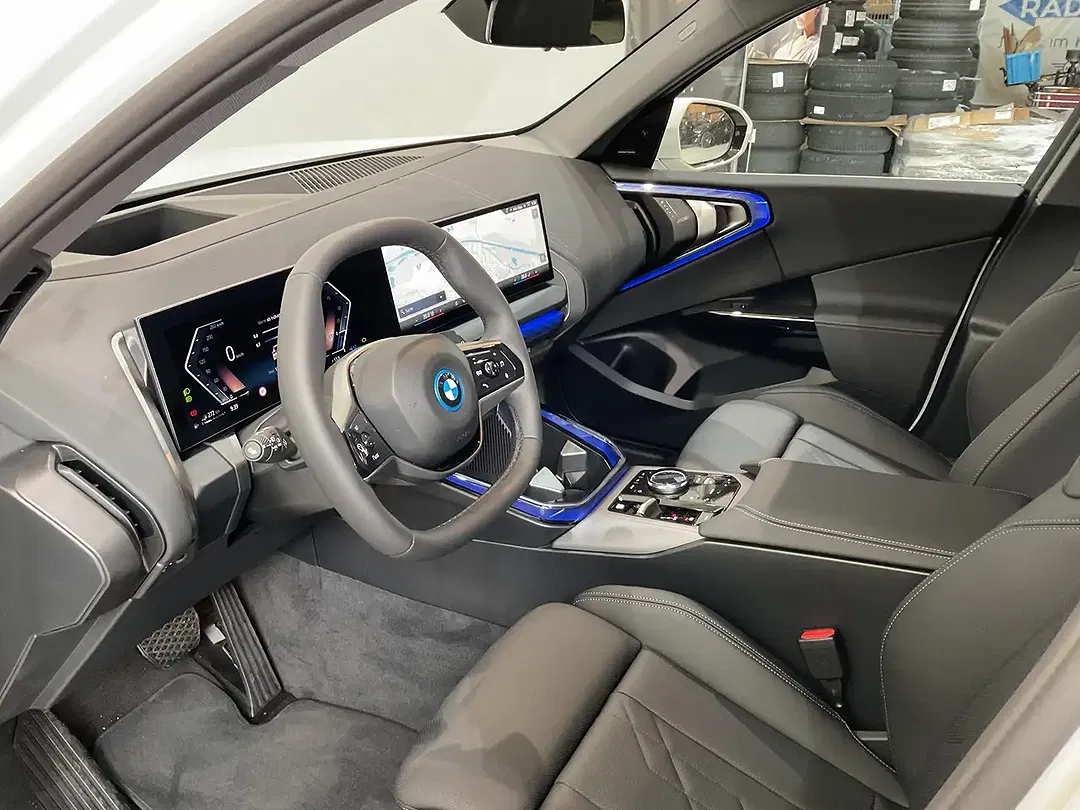 BMW X3 - Thumbnail 6