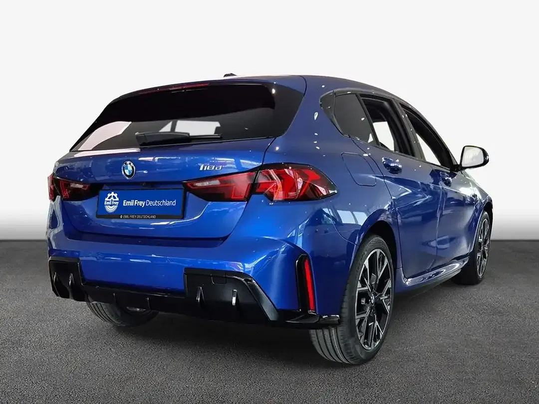 BMW 118 - Thumbnail 2
