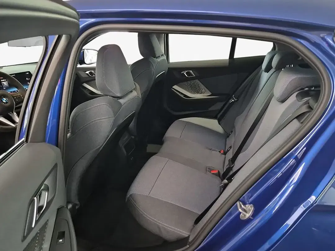 BMW 118 - Thumbnail 8