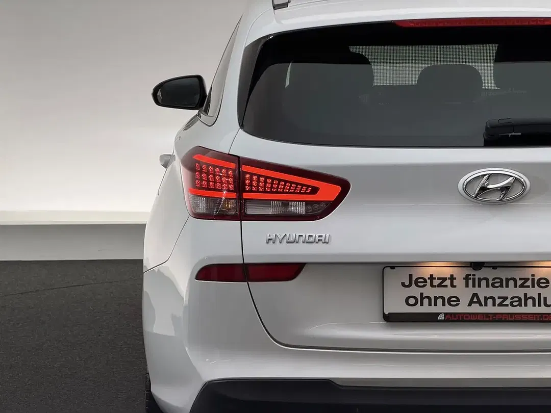 Hyundai i30 - Thumbnail 10