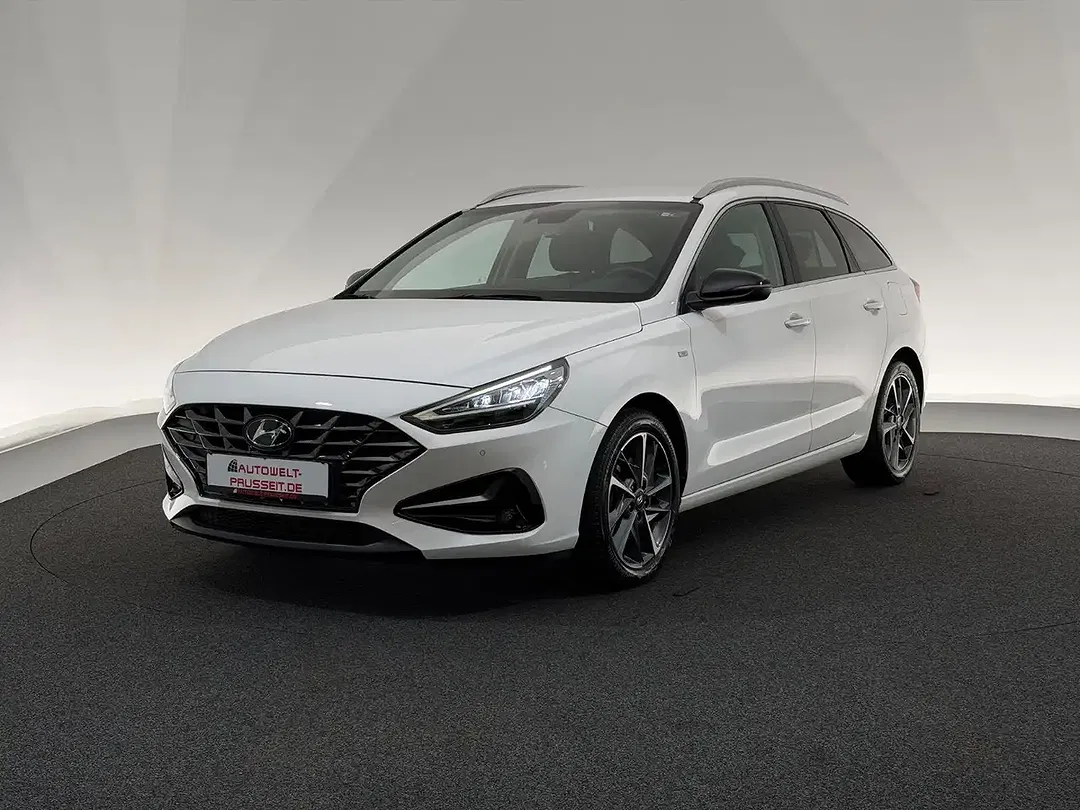 Hyundai i30 - Thumbnail 3