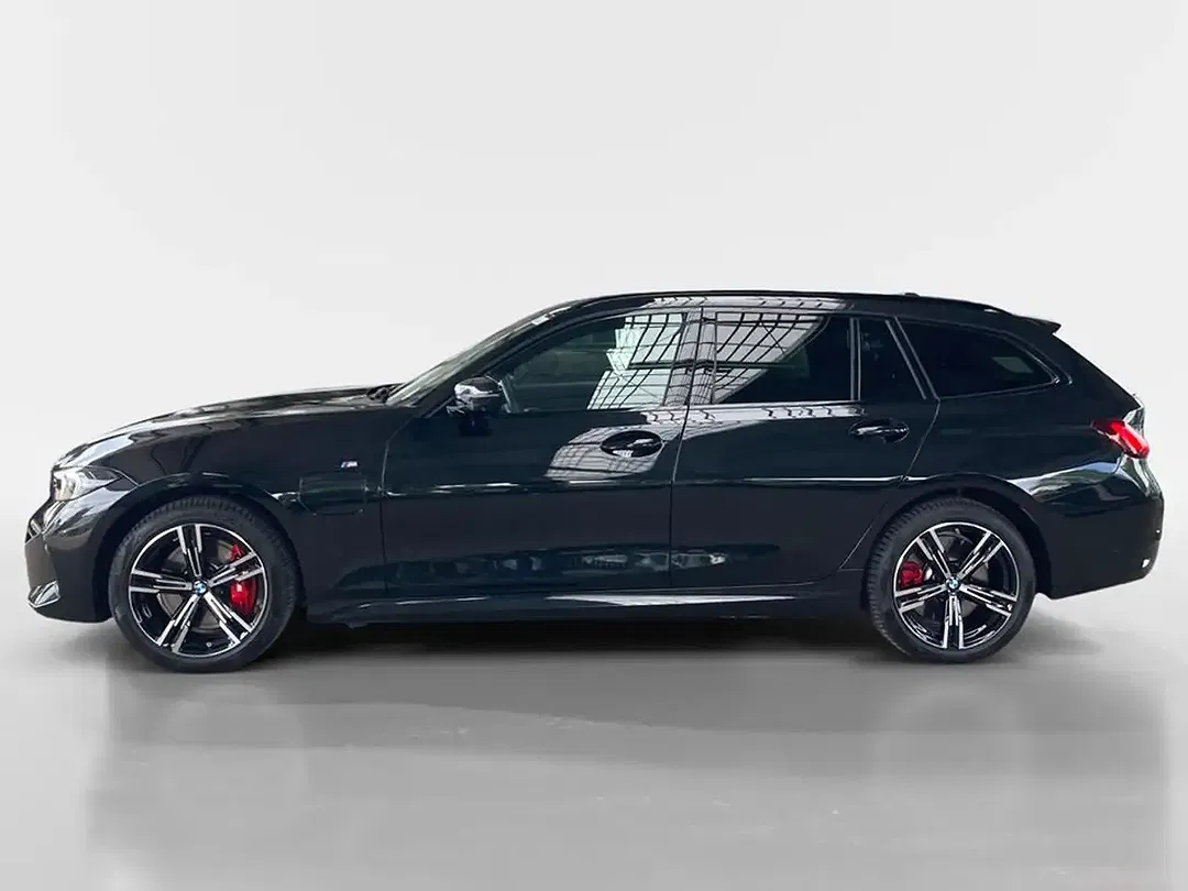 BMW 330 - Thumbnail 4
