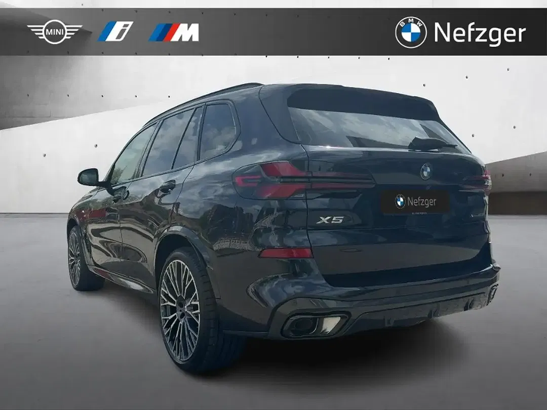 BMW X5 - Thumbnail 3