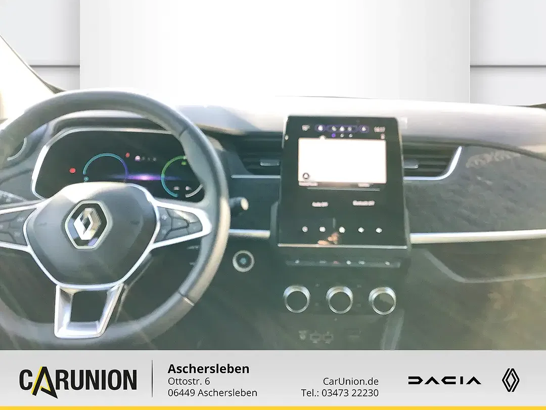 Renault ZOE - Thumbnail 8