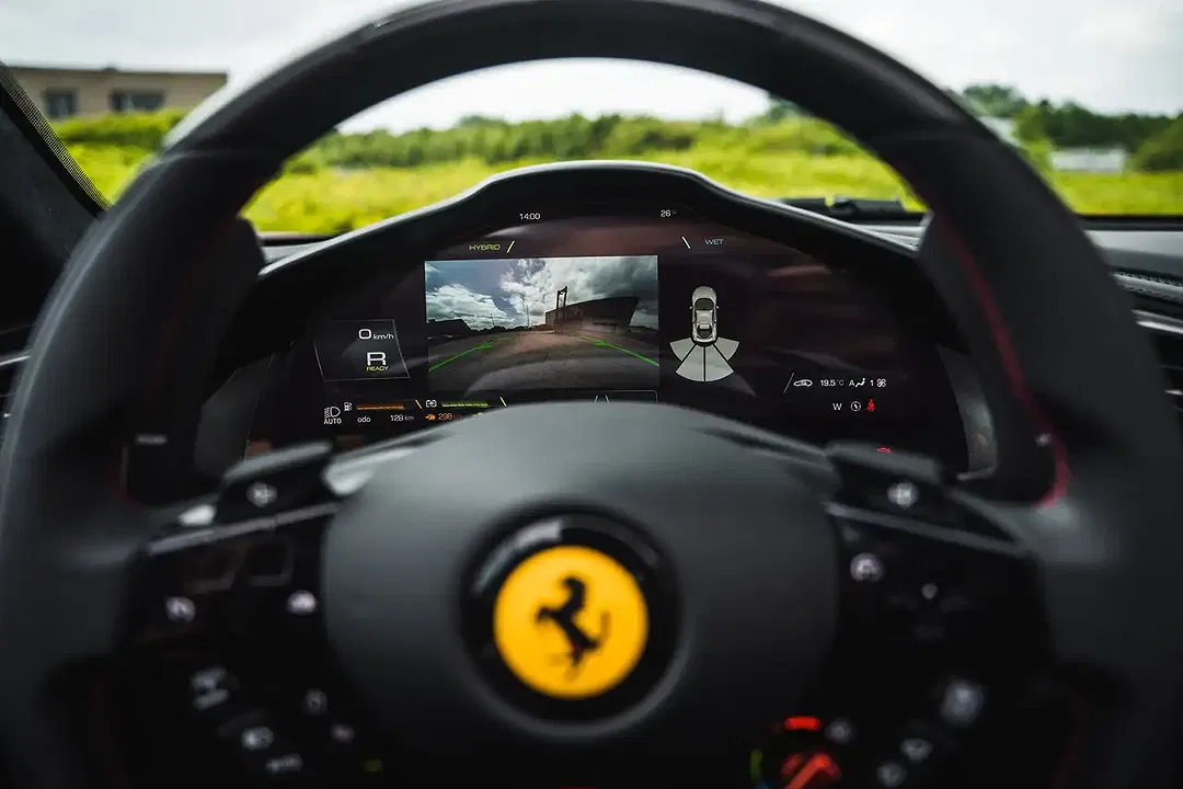 Ferrari 296 GTS - Thumbnail 14