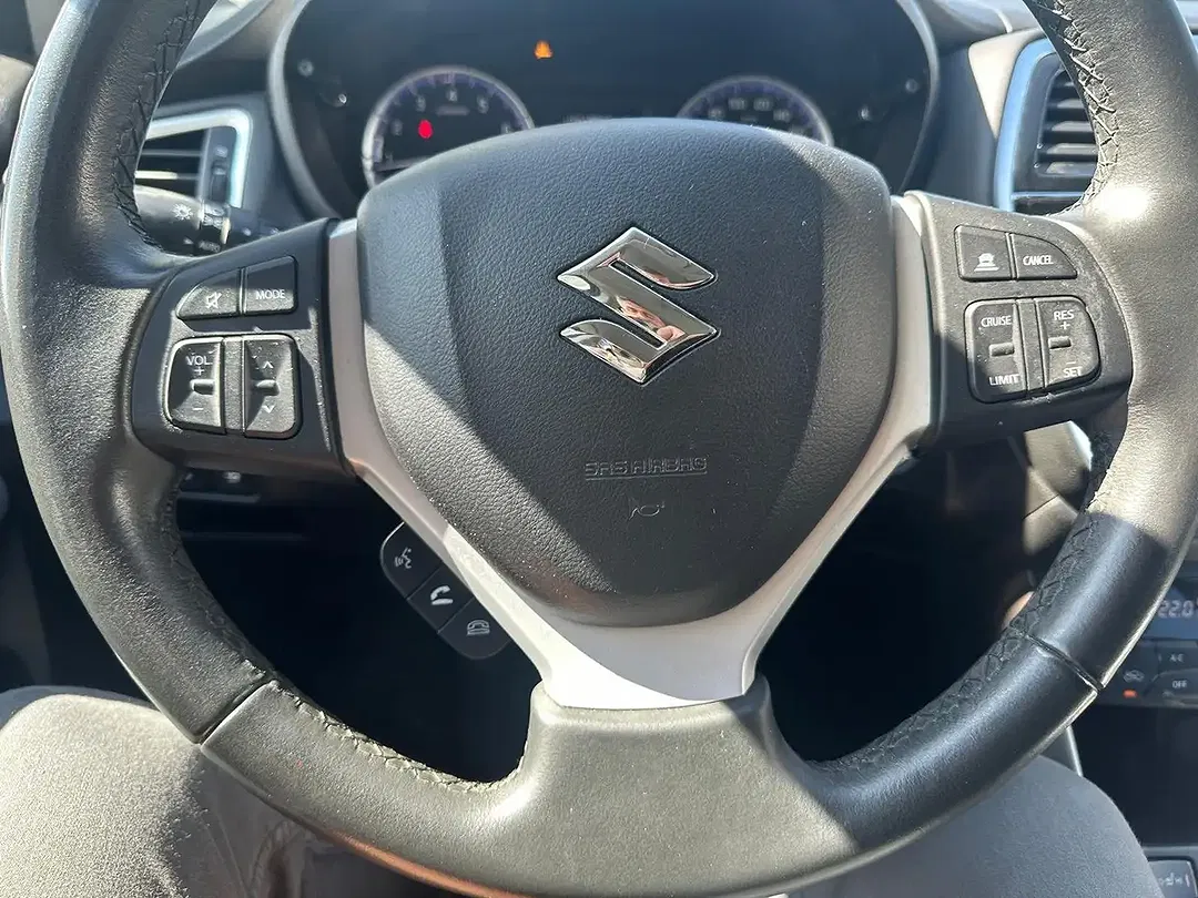 Suzuki S-Cross - Thumbnail 12