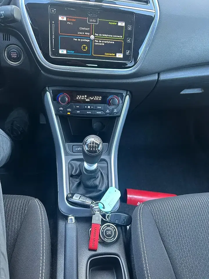 Suzuki S-Cross - Thumbnail 15