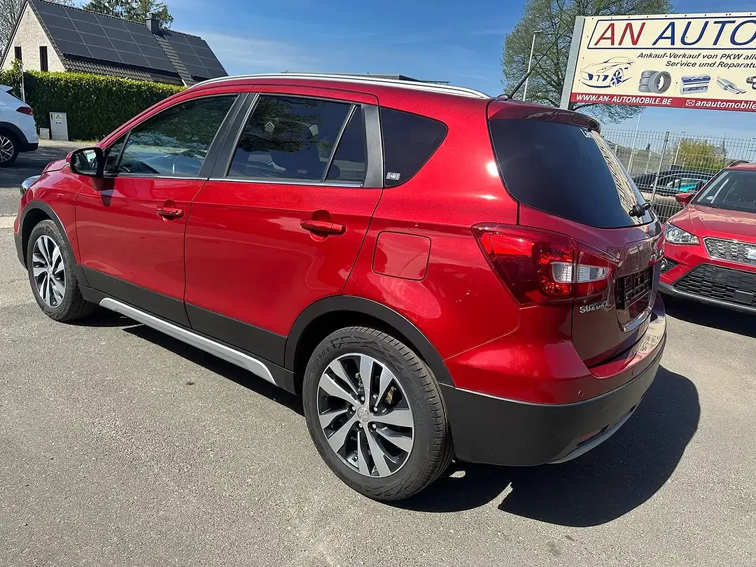 Suzuki S-Cross - Thumbnail 5