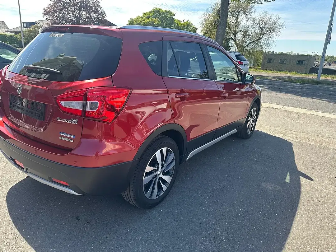 Suzuki S-Cross - Thumbnail 8