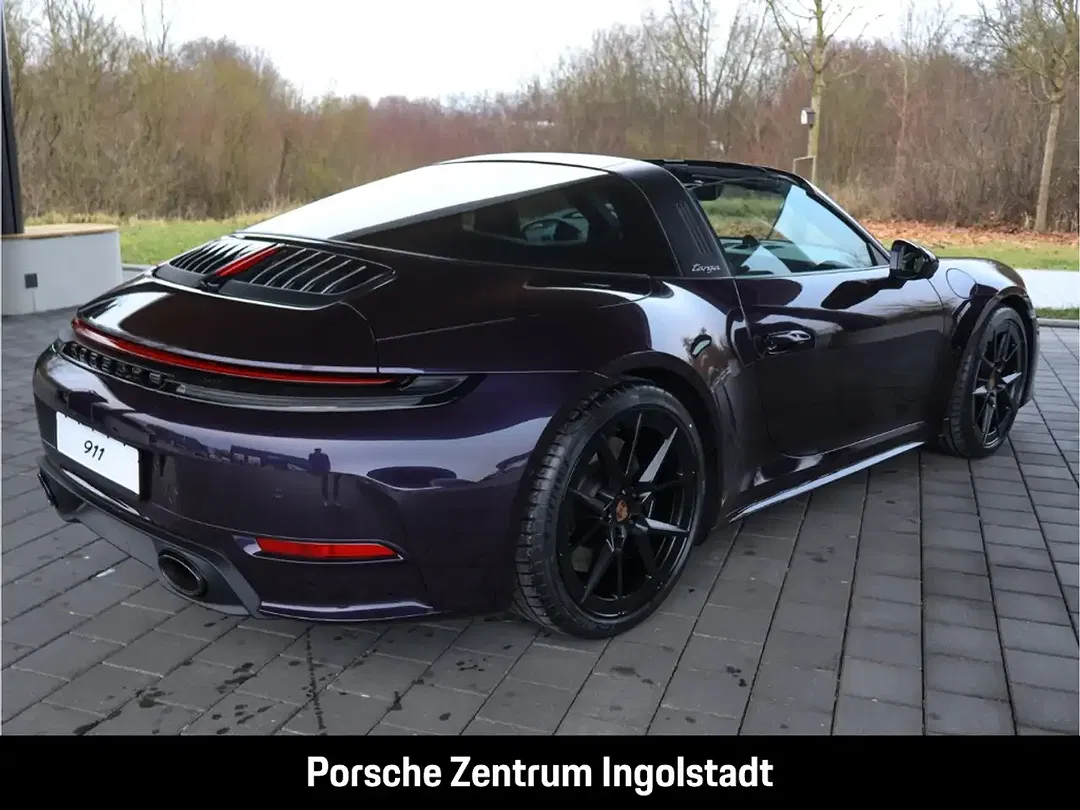 Porsche 992 - Thumbnail 10