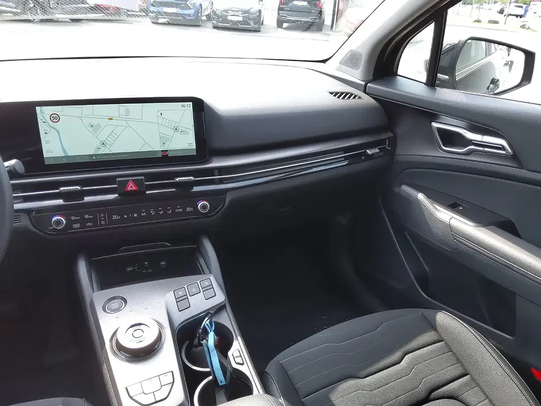 Kia Sportage - Thumbnail 9