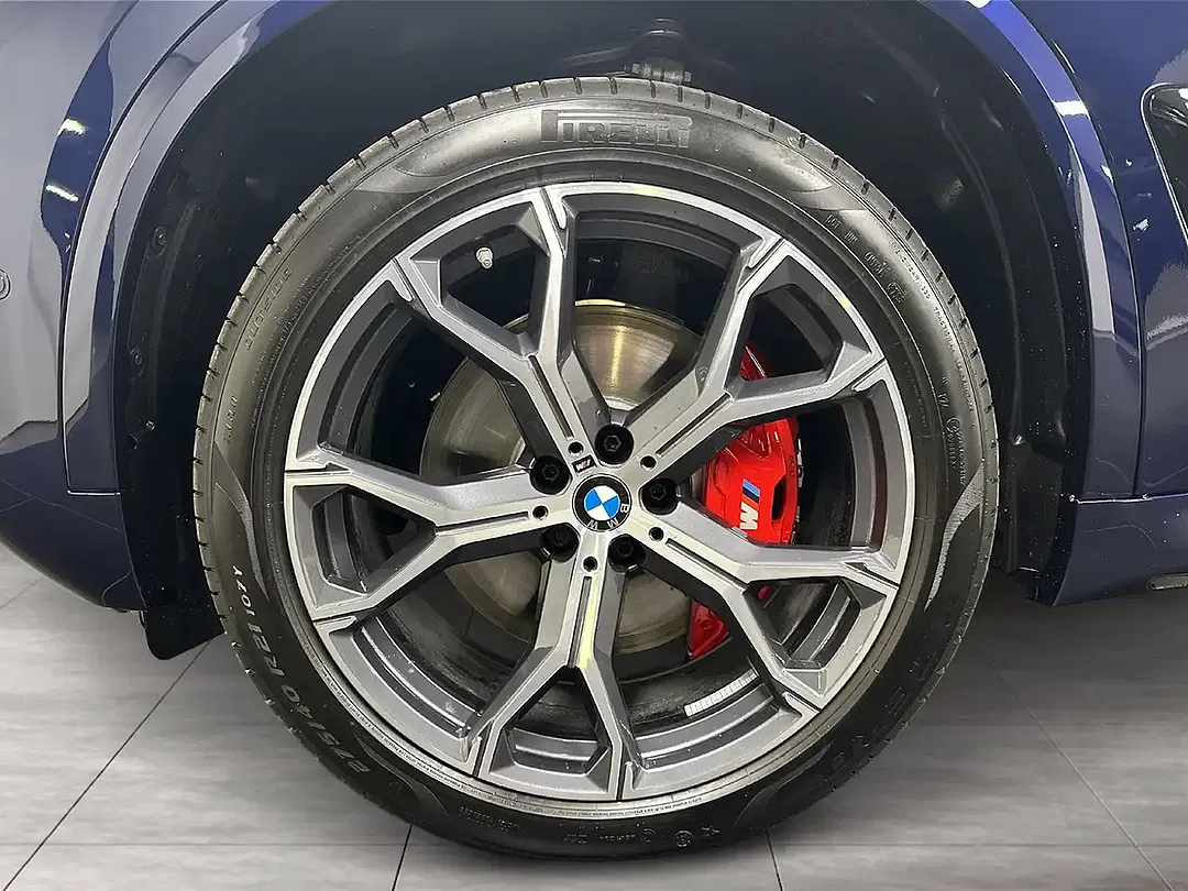 BMW X5 - Thumbnail 6