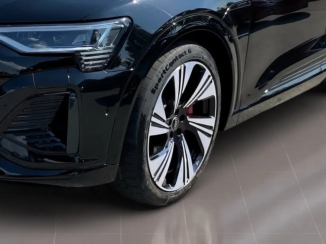 Audi Q8 e-tron - Thumbnail 6
