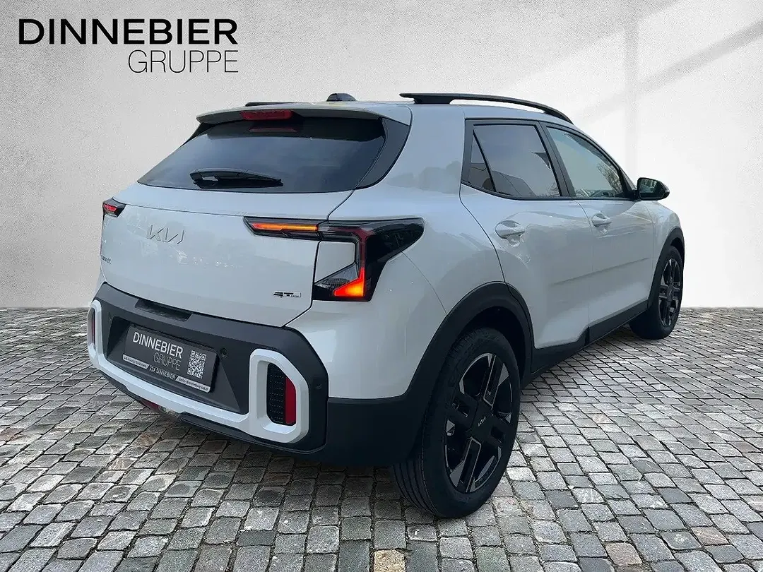 Kia Stonic - Thumbnail 3