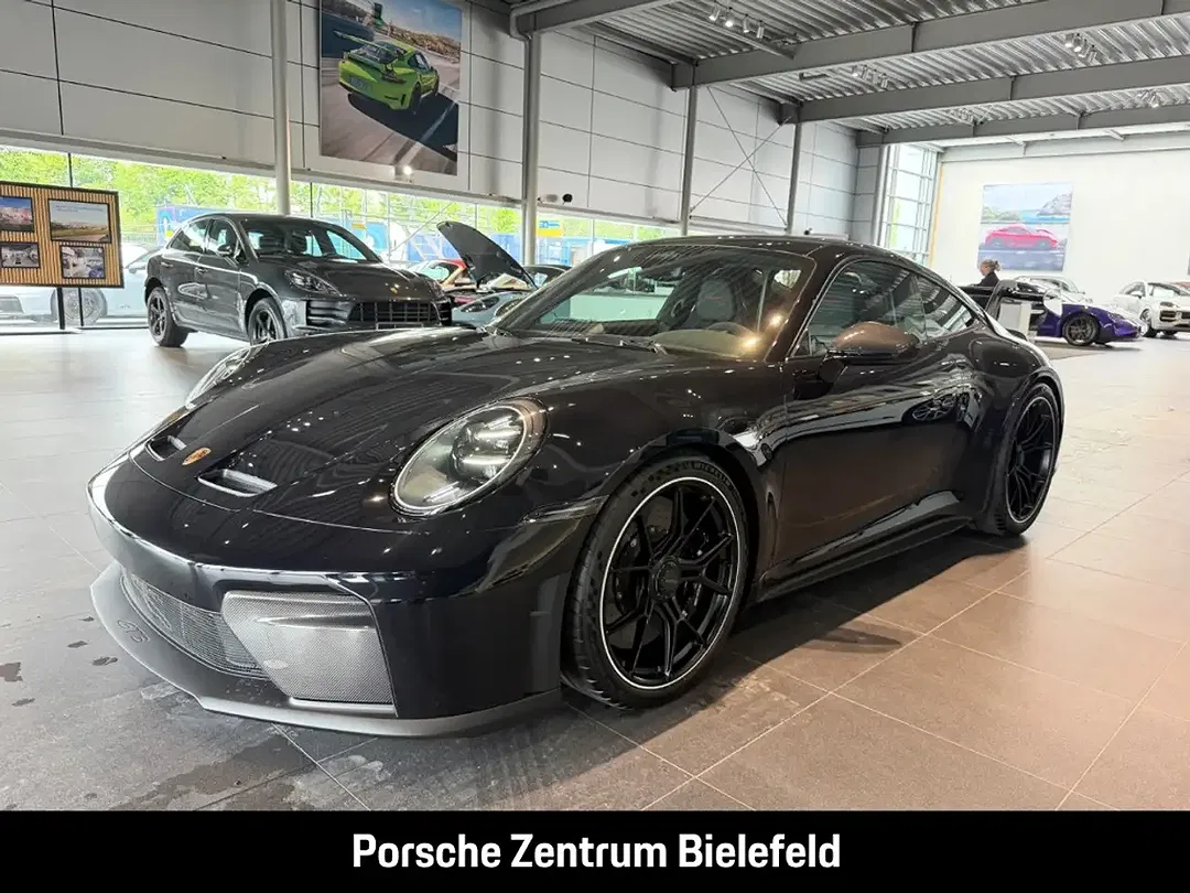 Porsche 992 - Thumbnail 1