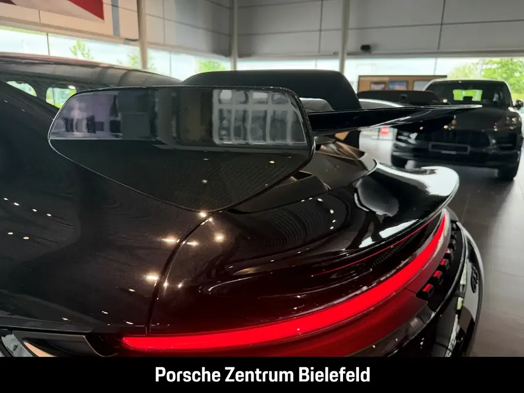 Porsche 992 - Thumbnail 15