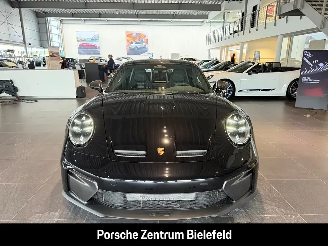Porsche 992 - Thumbnail 4