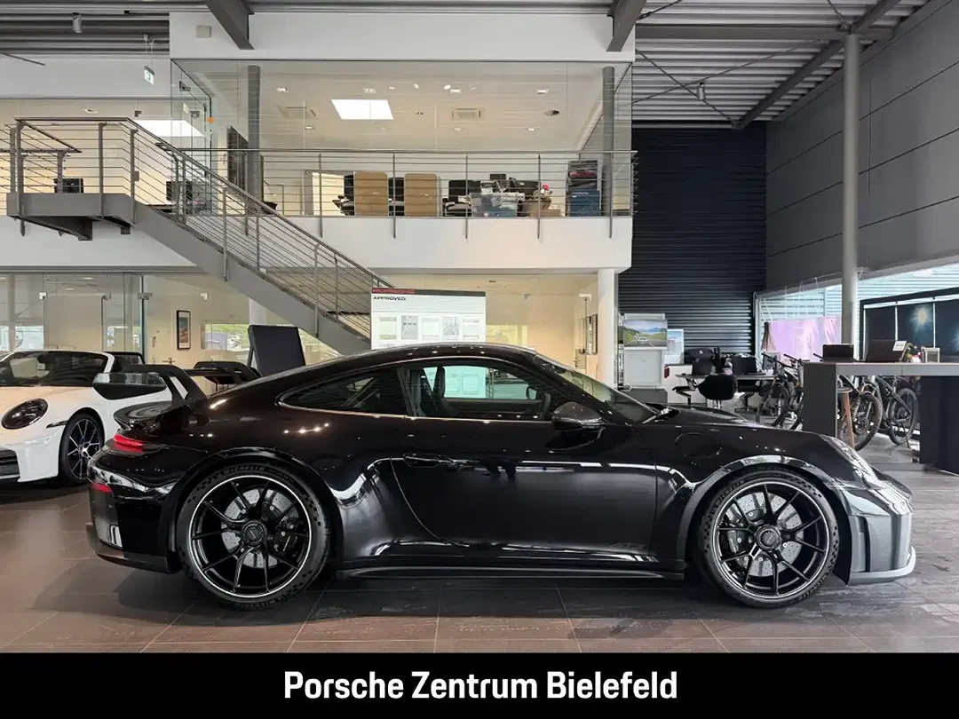 Porsche 992 - Thumbnail 7