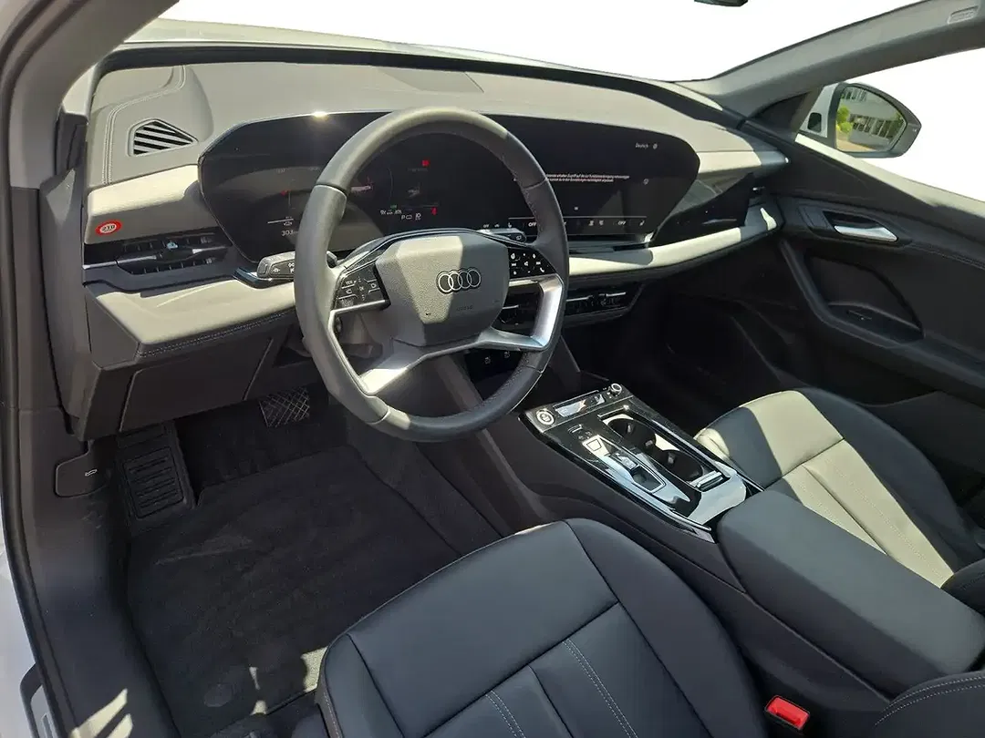Audi Q6 e-tron - Thumbnail 5