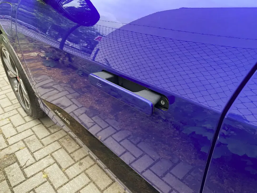 Jaguar I-Pace - Thumbnail 9