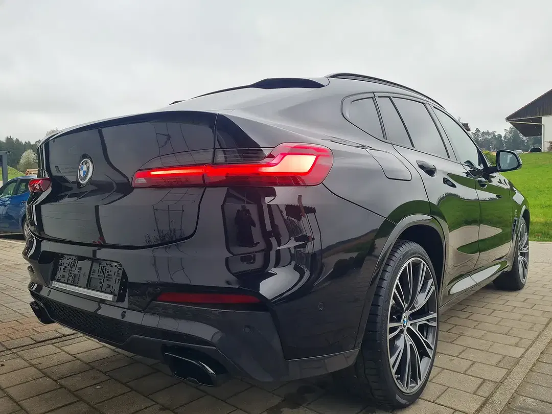 BMW X4 M - Thumbnail 5