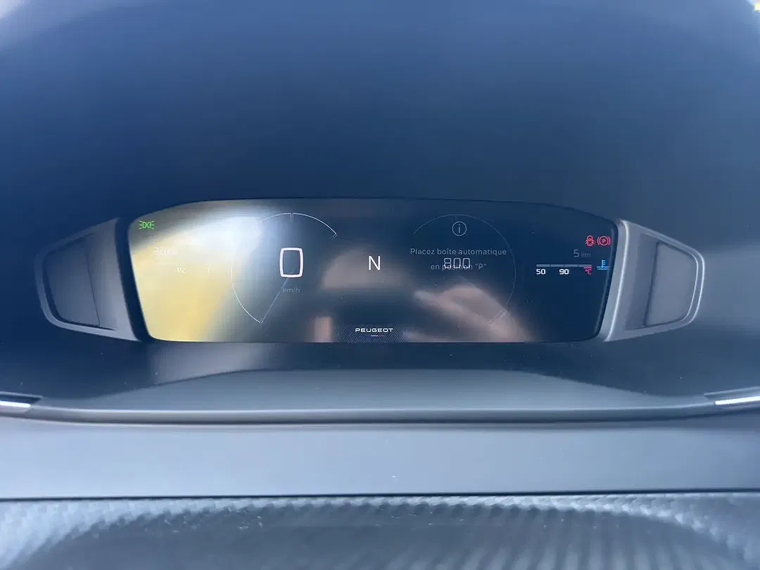 Peugeot 2008 - Thumbnail 11