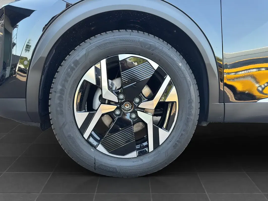 Peugeot 2008 - Thumbnail 6