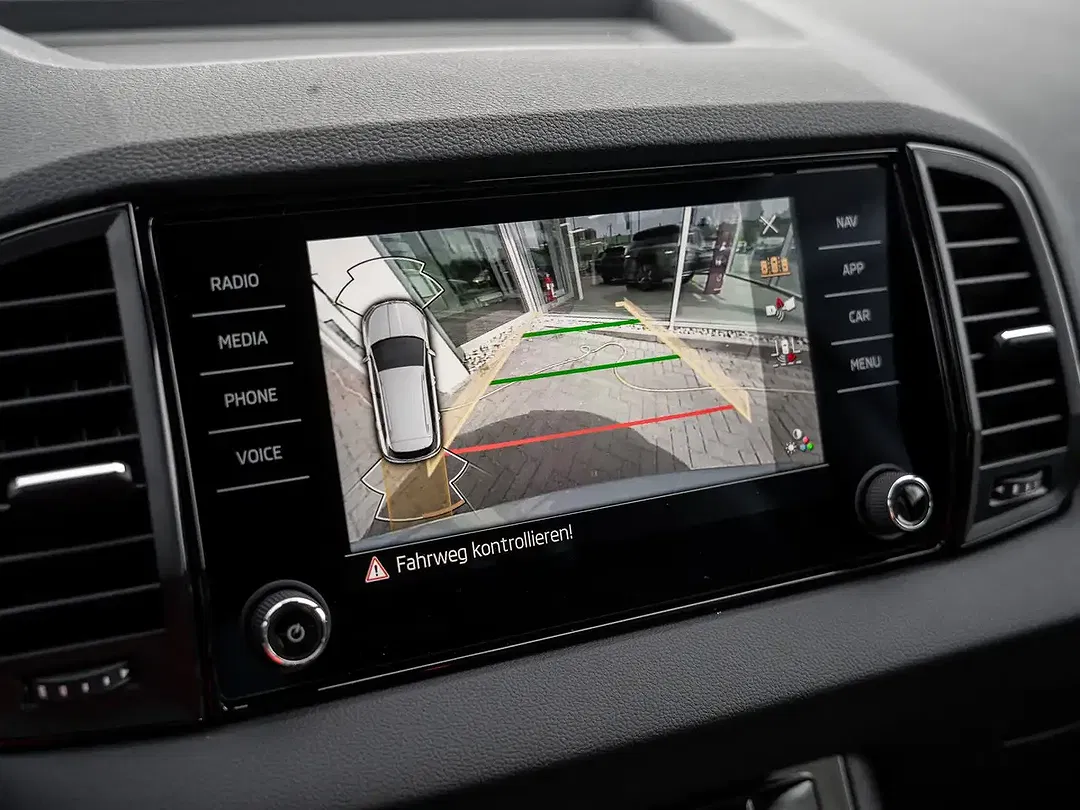 Skoda Karoq - Thumbnail 12