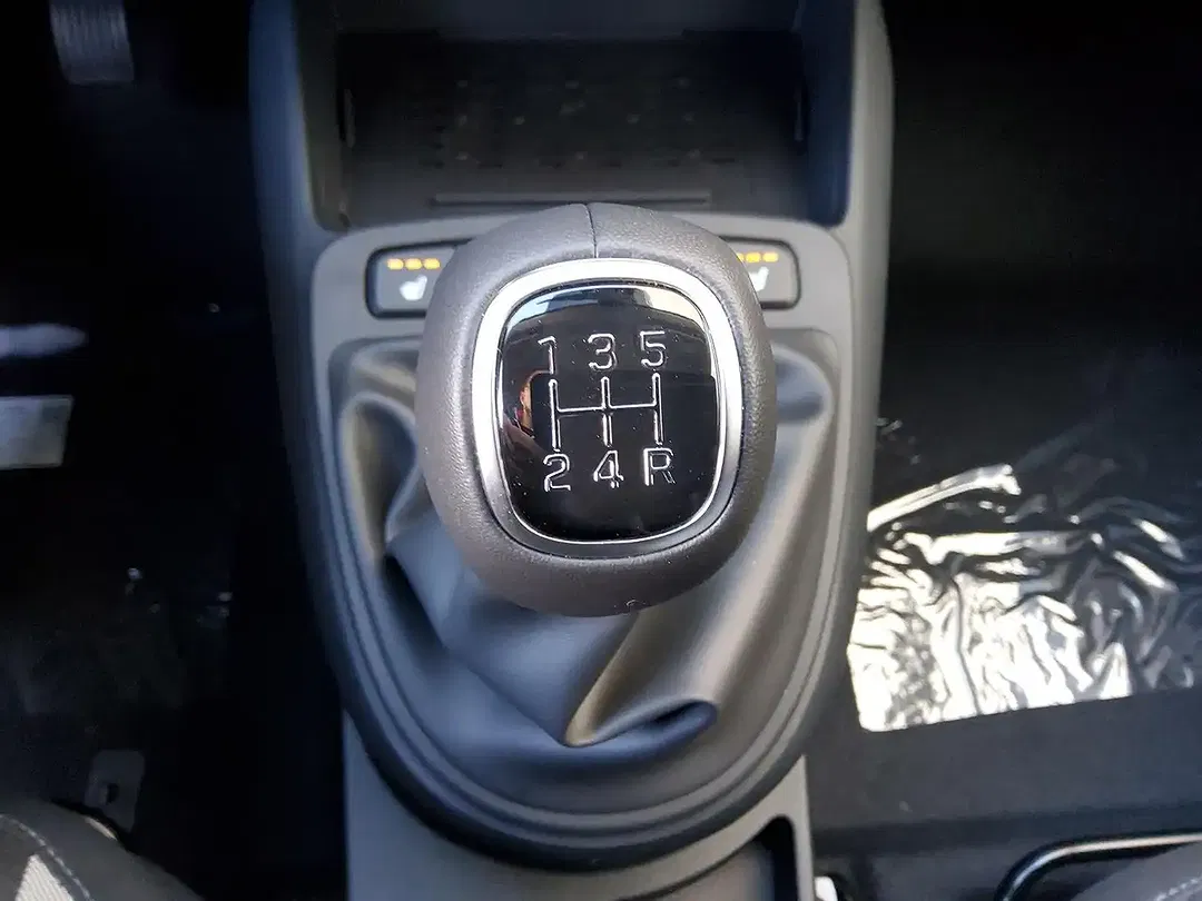 Hyundai i10 - Thumbnail 13