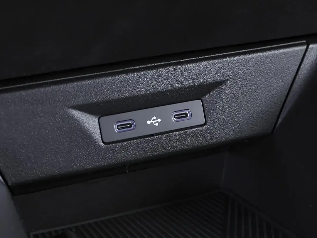 Renault Clio - Thumbnail 14