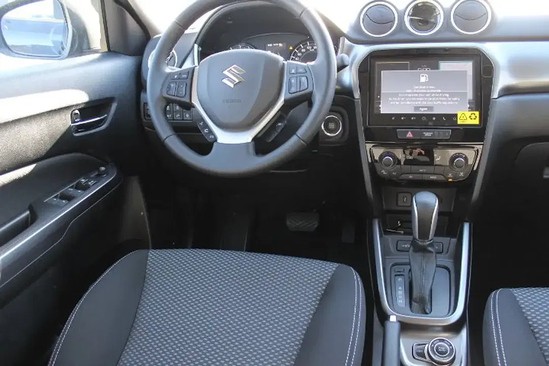 Suzuki Vitara - Thumbnail 10