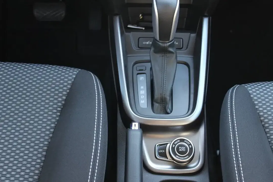Suzuki Vitara - Thumbnail 13