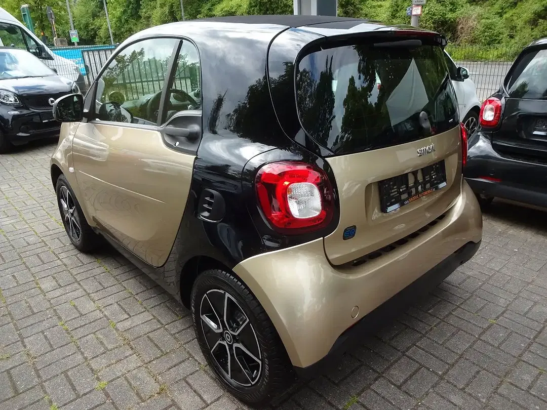 smart forTwo - Thumbnail 5