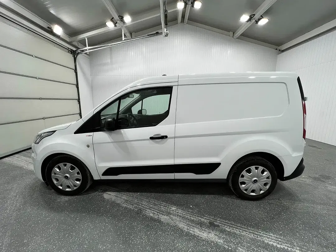 Ford Transit Connect - Thumbnail 2