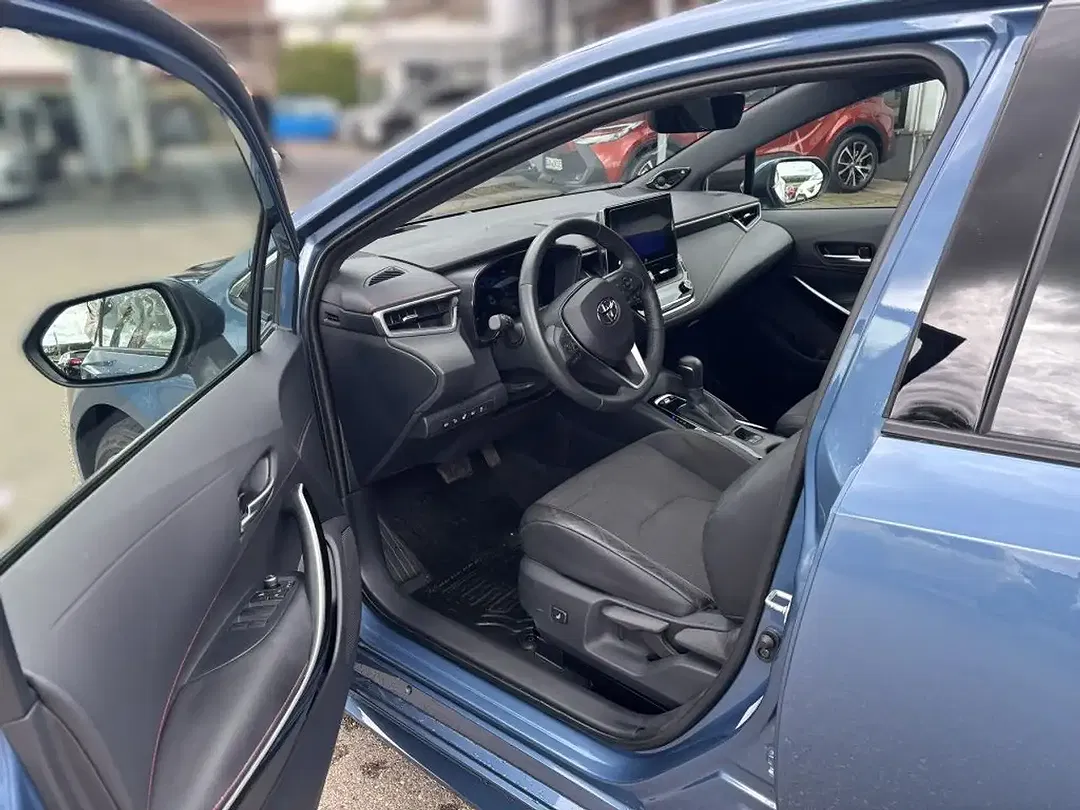 Toyota Corolla - Thumbnail 10