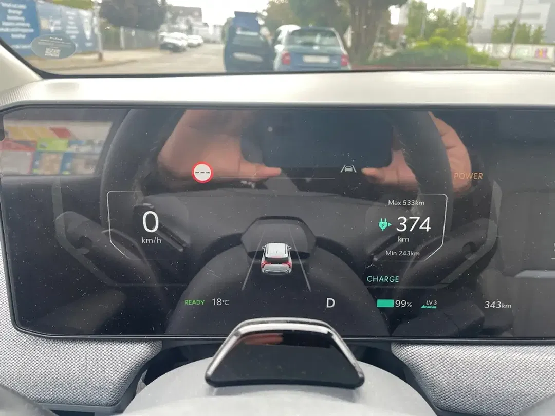 Kia EV3 - Thumbnail 17