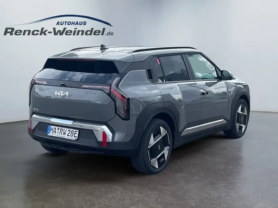 Kia EV3 - Thumbnail 5