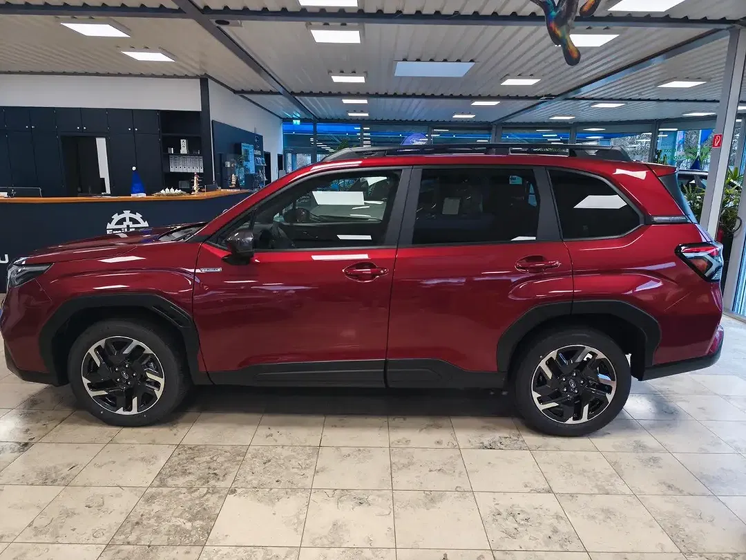 Subaru Forester - Thumbnail 2