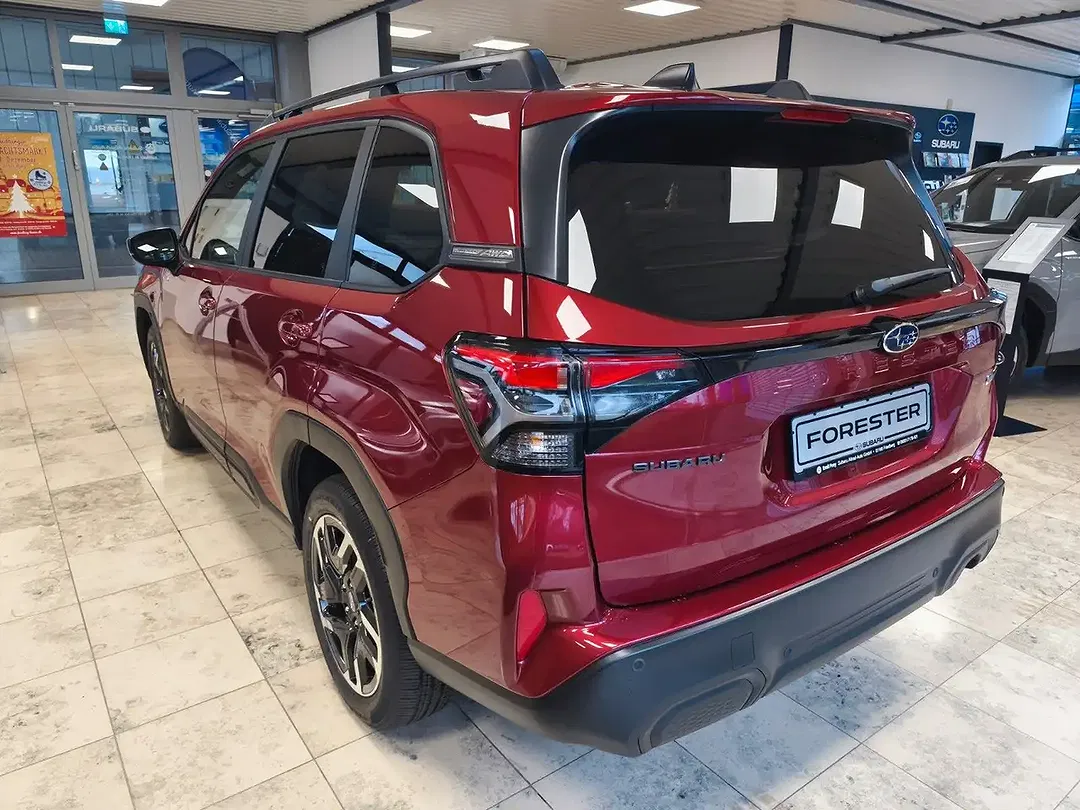 Subaru Forester - Thumbnail 3
