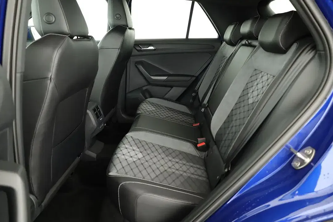 Volkswagen T-Roc - Thumbnail 11