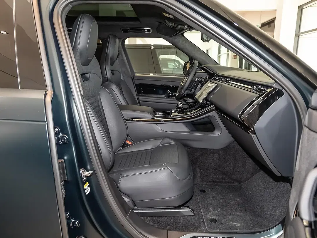 Land Rover Range Rover Sport - Thumbnail 8