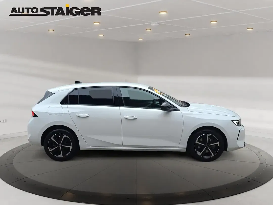 Opel Astra - Thumbnail 4