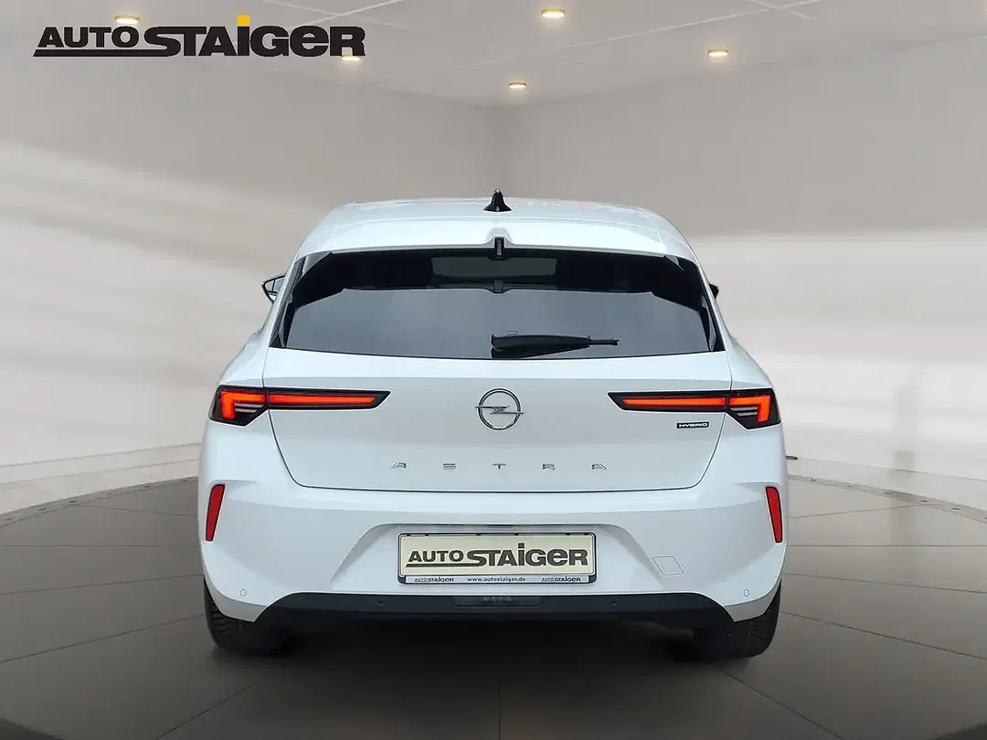 Opel Astra - Thumbnail 6
