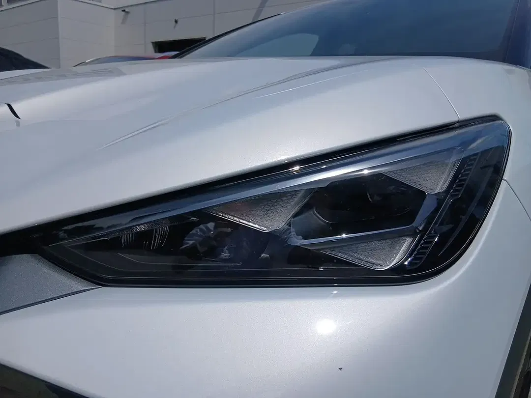 CUPRA Tavascan - Thumbnail 8