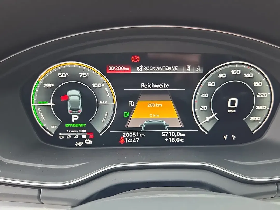 Audi Q5 - Thumbnail 11