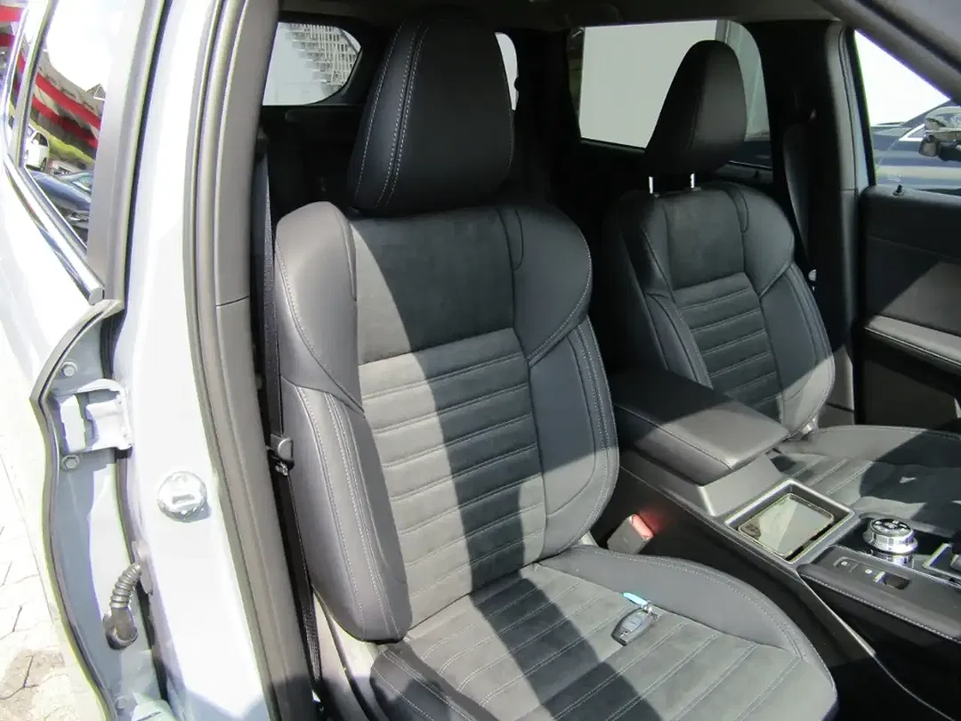 Mitsubishi Outlander - Thumbnail 5