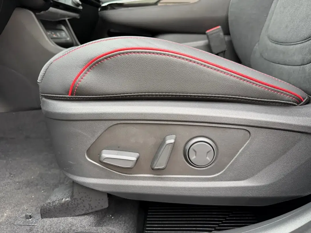 Hyundai TUCSON - Thumbnail 12