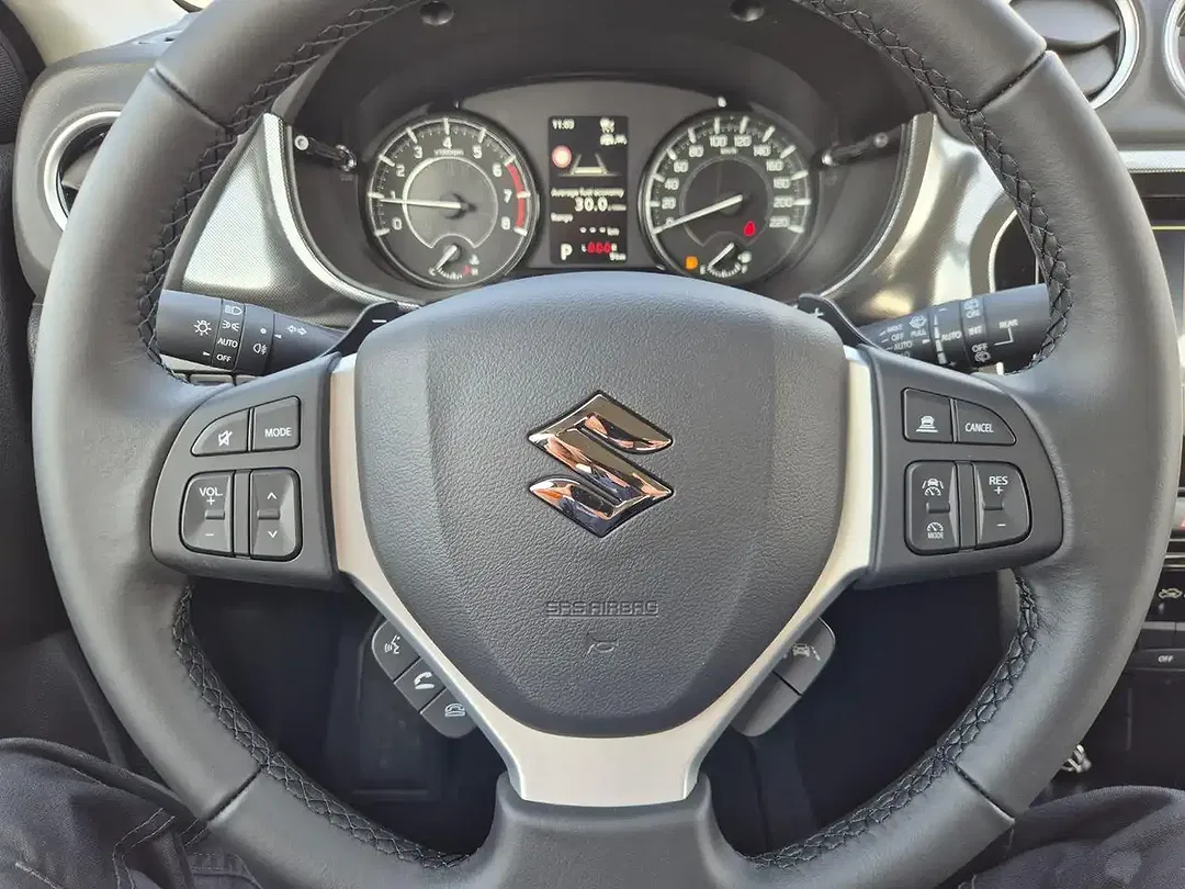 Suzuki Vitara - Thumbnail 15