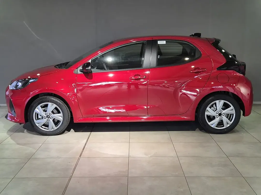 Mazda 2 - Thumbnail 3